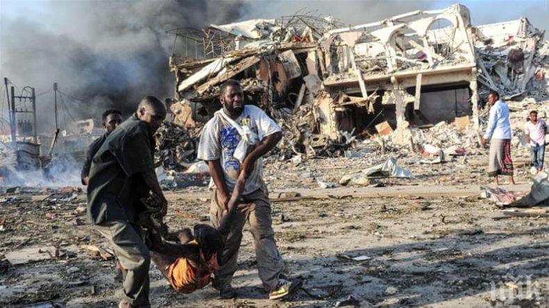 Атентати в Сомалия, десетки загинаха