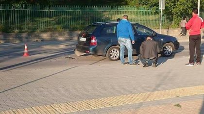 Много пиян блъсна майка с 3-годишно дете на пешеходна пътека