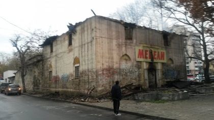 Деведжиева пита за изгорялата баня