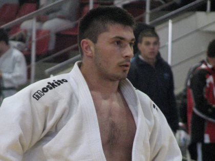 Самбист от Карлово излиза на световния тепих в Казабланка