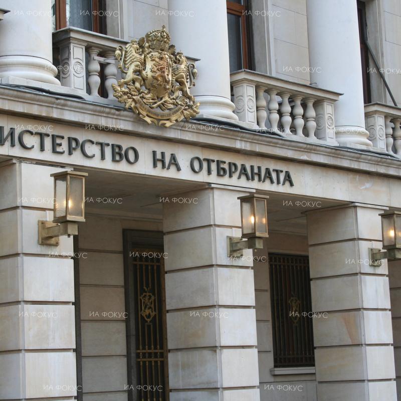 Зам.-министър Атанас Запрянов: Предлага се парламентът да възложи на правителството да преговаря със САЩ за придобиване на нов тип боен самолет
