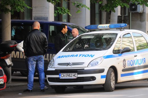 МВР спипа 55 нелегални мигранти, спецакцията продължава!