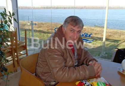 ГДБОП удари страшната банда на Тихия за търговия с оръжие и лихварство във Враца (СНИМКИ)