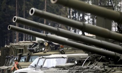 Русия с мащабна разпродажба на военна техника