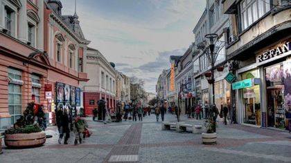 Слънцето се показва днес, в Пловдив 16 градуса