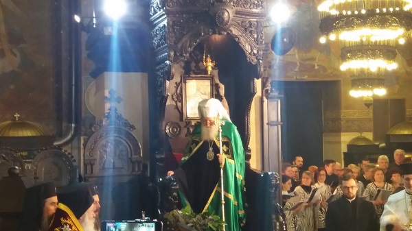 Варна: Патриарх Неофит отслужи благодарствен молебен по повод 1150 г. от Успението на св. Кирил Славянобългарски в Митрополитския катедрален храм „Успение Богородично“