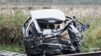 Журналистка заспа зад волана и пострада тежко в катастрофа