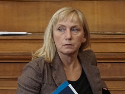 Елена Йончева за обвиненията: Убедена съм, че е бандитска разправа на хора от ГЕРБ