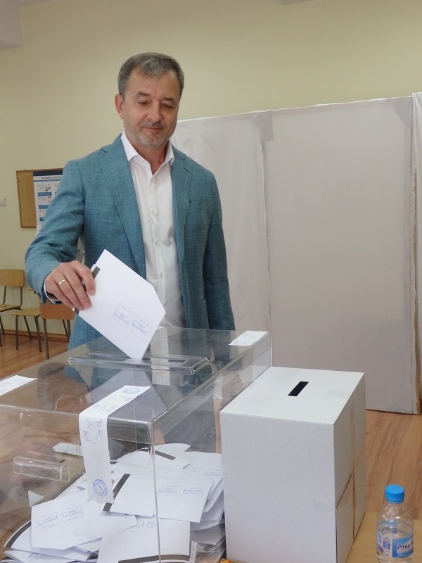 Европейски избори 2019: Д-р Иво Ралчовски, ГЕРБ: Гласувах за силна, солидарна и стабилна Европа