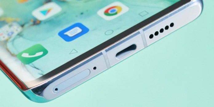 Въпреки санкциите, Huawei обновява 17 смартфона до Android Q – проверете дали и вашият е в списъка