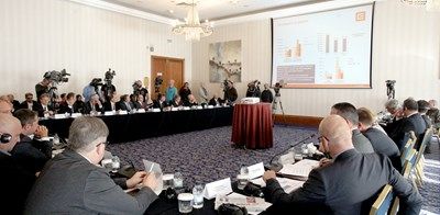 Министри и бизнес срещу кражбите на ток