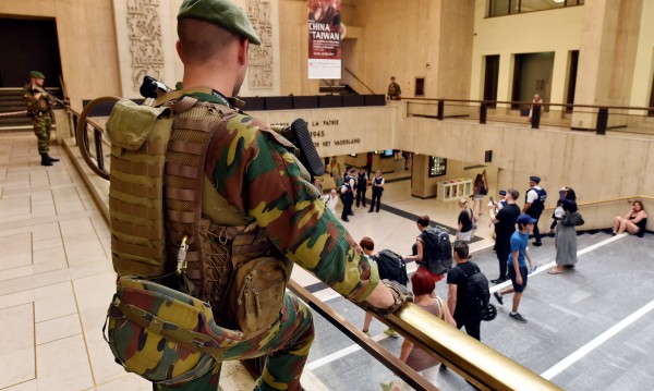 Терористът от Брюксел – пътувал с такси и метро