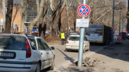 Полицаи регулират движението по "Руски"