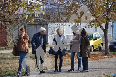 Мая Манолова пристигна току-що в центъра за настаняване в Харманли