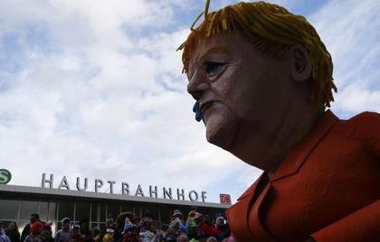 Прокурорът на Кьолн с шокиращ отчет: „Едва” 400 от нападенията на Нова година били сексуални