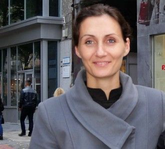 Новата кметица на Куклен влезе в общината със скандално назначение