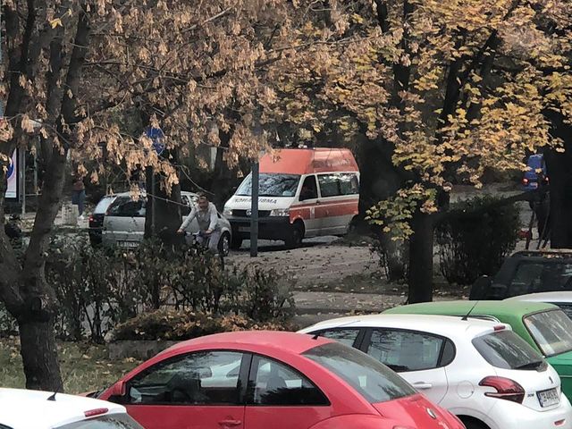 Велосипедистка не спря на 