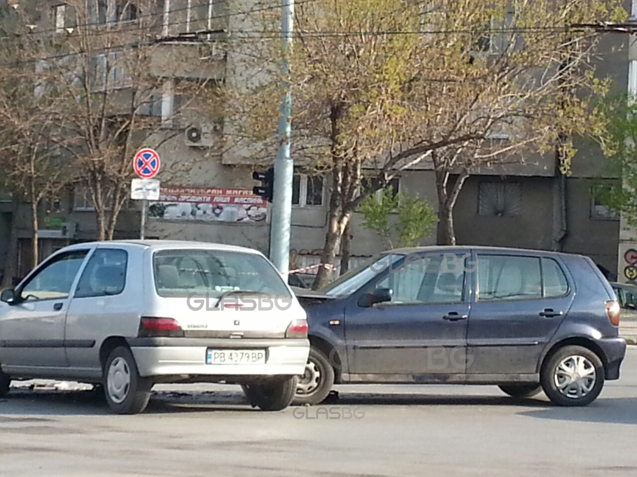 Тежка катастрофа на Коматевския възел в Пловдив! Летят линейки и полиция СНИМКИ