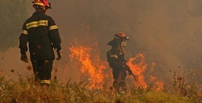 Гори сметището на Пазарджик, пътищата са задимени