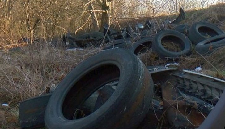 Поредно нерегламентирано сметище край Русе