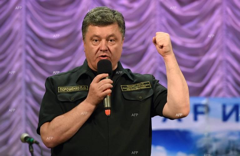 ТАСС: Петро Порошенко ще подпише закон за невъзобновяване за Договора за дружба с Русия