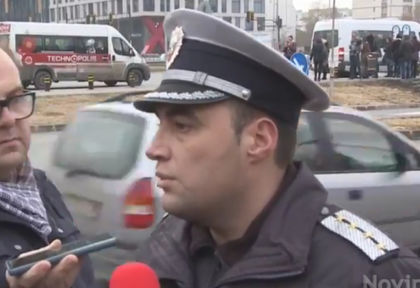 КАТ разкриха как се справят с трафика покрай моловете в София заради 