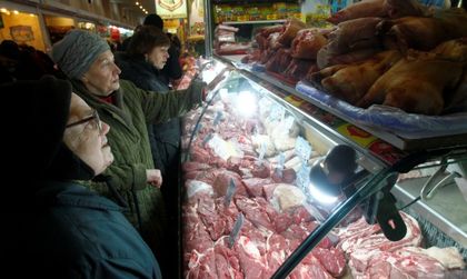 Русия въвежда купони за храна за бедните