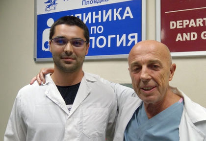 Младият лекар Горанов спаси живота на 54 пациенти в УМБАЛ „Св. Георги” тази нощ (СНИМКИ)