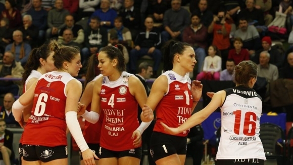 Китипова и Каракашева са на крачка от европейски финал
