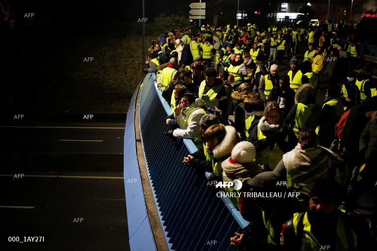 AFP: Водач в Белгия е загинал заради блокада на път във Франция от протестиращите „жълти жилетки“