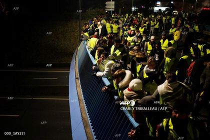 AFP: Водач в Белгия е загинал заради блокада на път във Франция от протестиращите „жълти жилетки“
