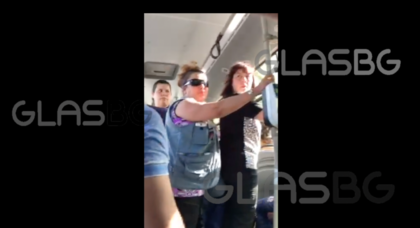 ВИДЕО: Ученици и кондукторка в Пловдив в страшен скандал заради подкана да освободят място за баба!