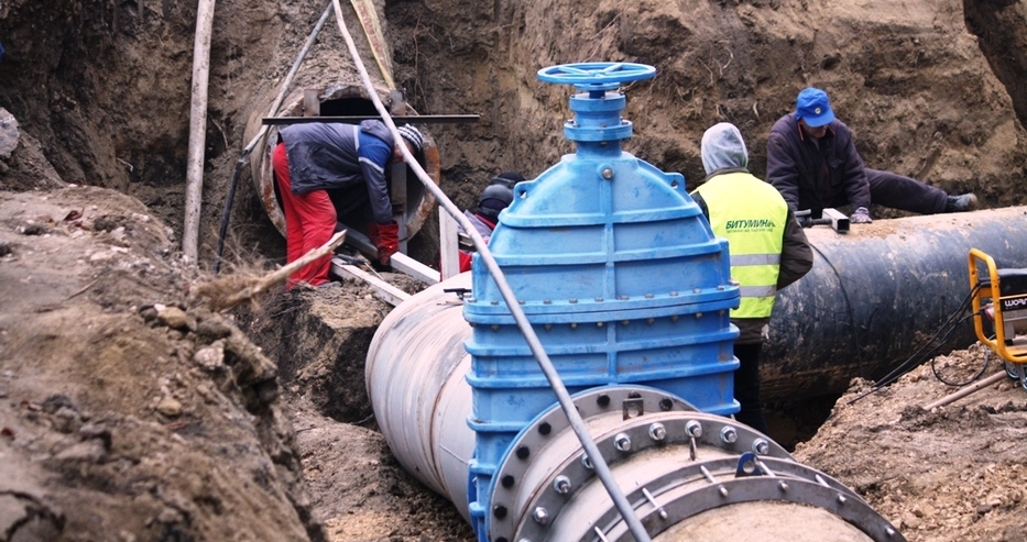 Важно за варненци! Още 4 пъти ще спират водата за нови водопроводи, ето кои улици ще се разкопават за ремонт през 2019-а