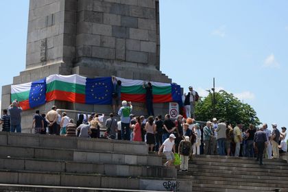 МОЧА е антипод на пикаещото момченце в европейската столица Брюксел