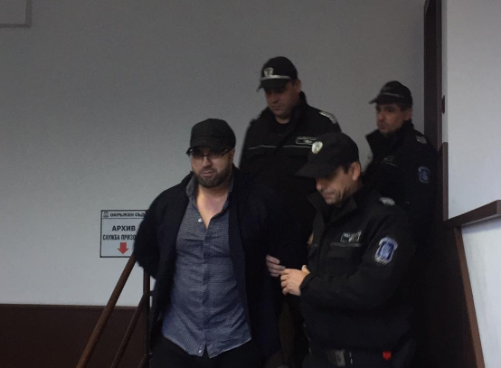 Обвиненият в отвличане и изнасилване Пеньо Мангъров остава за постоянно в ареста