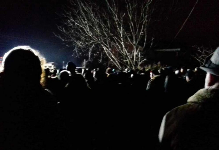 Напрежението във Войводиново расте: Военни също излизат на протест!