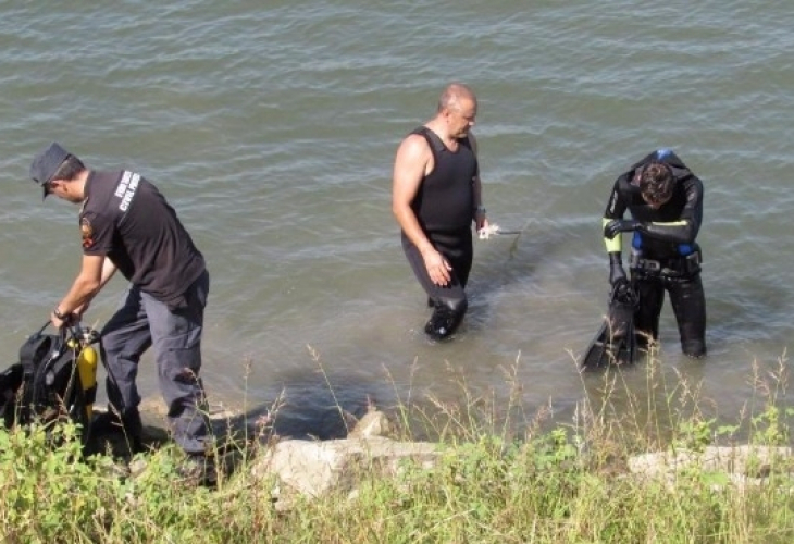 Камера заснела страшната трагедията с Айшегюл и децата на брега на Дунав: Убийство и самоубийство!