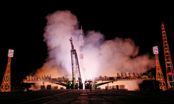 Космическият кораб "Союз МС-03" се скачи с МКС