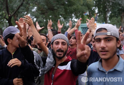 Напаст: Хиляди бежанци се стичат към Одрин, за да нахлуят в България