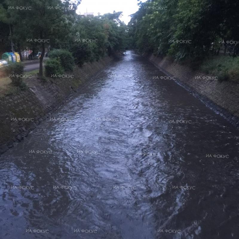 София: Значително се е повишило нивото на Перловската река по протежението на булевард 