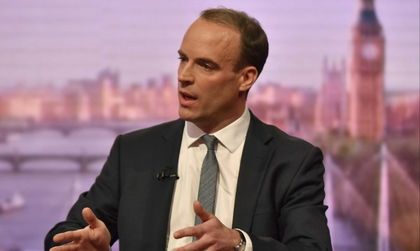 Оставки на Острова – протест срещу сделката за Brexit