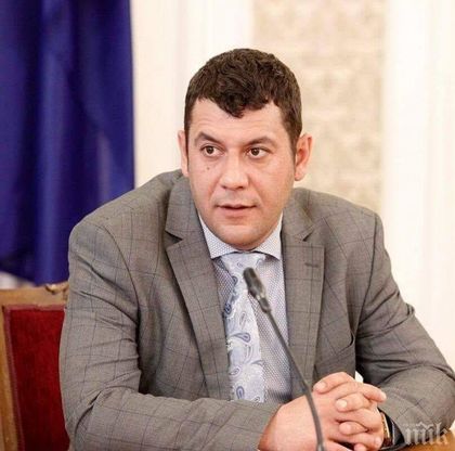 Евгени Будинов с невероятен призив към младите: Ето защо е толкова важно да гласуваме на предстоящите евроизбори