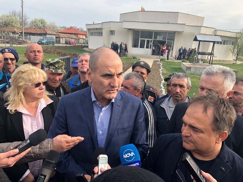 Цветан Цветанов в с. Зърнево: Слоганът на ГЕРБ за европейските избори е изпълнен с резултати и съдържание
