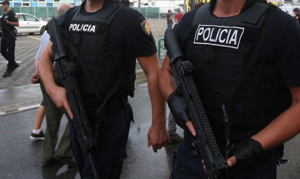 В Албания разбиха опасна криминална банда