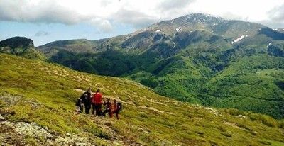 Спасиха изгубено в планината семейство от Плевен