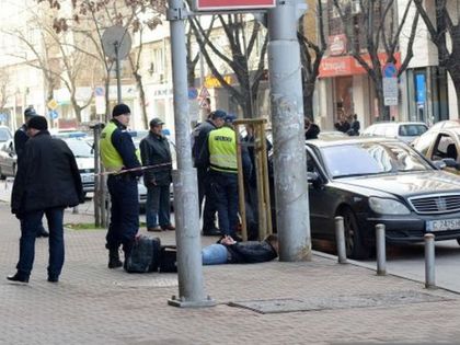 За два часа: Криминалисти закопчаха крадците, задигнали над 9 бона от жилище на
