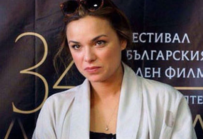 Неузнаваема! Никога няма да познаете звездата от „Скъпи наследници“ Рая Пеева на тези СНИМКИ