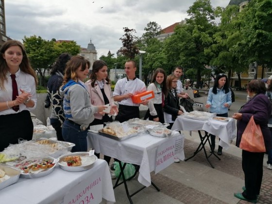 Бургас: Навършват се 60 години от откриването на Професионалната гимназия по туризъм Проф. д-р „Асен Златаров“