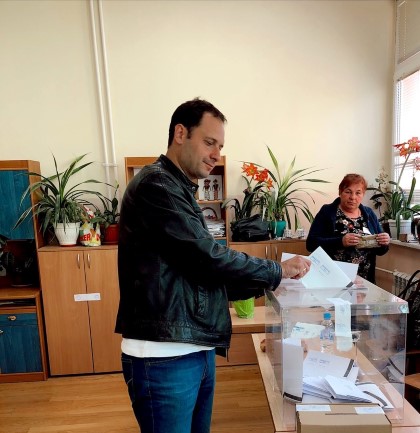 Европейски избори 2019: Петър Витанов, БСП: Гласувах за промяна, за перспектива за децата ни и за достоен живот на родителите ни