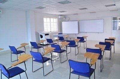 Отпускат 5,6 млн. лв. за осигуряване на съвременна образователна среда